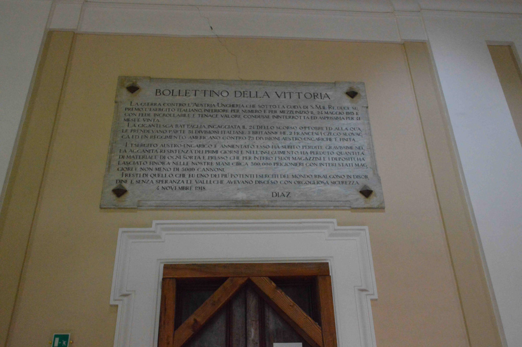 Lapide bollettino della Vittoria al palazzo dell'Università di Perugia