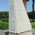 Stele alla M.O.V.M. alla Bandiera della R. A. – Scuola Specialisti A.M. – Caserta