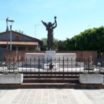 monumento vista frontale