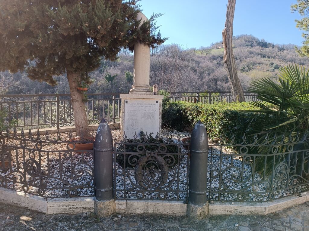 Cippo dei Patrignonesi per i caduti di tutte le guerre
