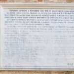 Pietra recante il testo del Bollettino della Vittoria n. 1268 emesso dal Comando Supremo il 4 novembre 1918, a firma del Generale Armando Diaz.